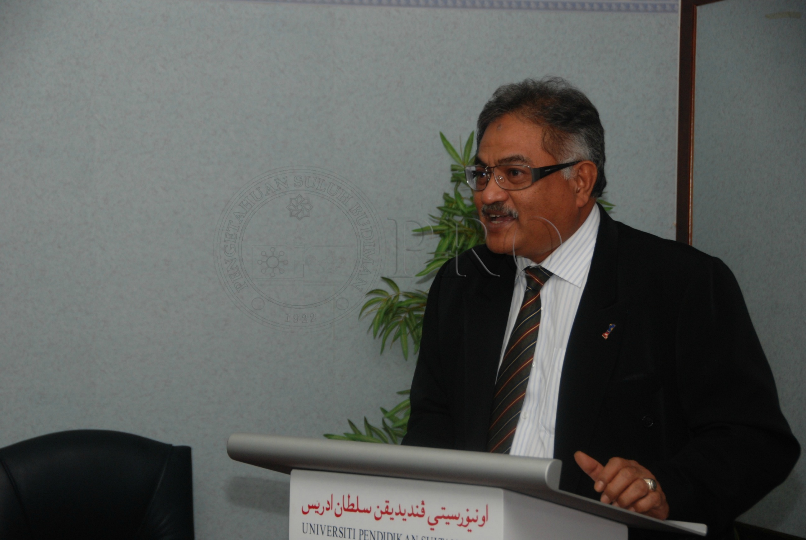 PRO 12 122 seni DSC 6345